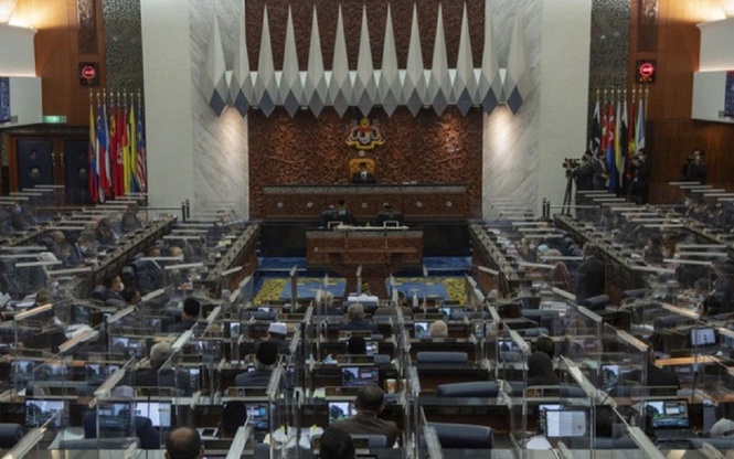 Insurans kesihatan, simpanan persaraan KWSP tumpuan Dewan Rakyat hari ini