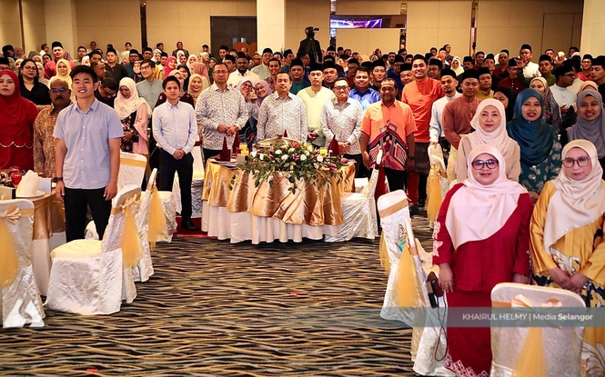 149 warga MBPJ terima anugerah cemerlang, 25 pesara turut diraikan