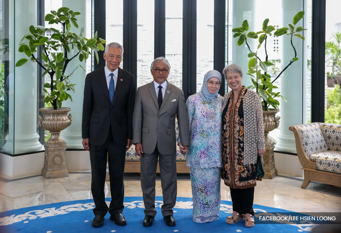 Pahang Sultan grants audience to Singapore Senior Minister Lee, delegation