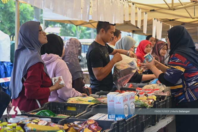 Jualan Ehsan Rahmah Aidiladha tarik pengunjung, jimat hingga 70 peratus