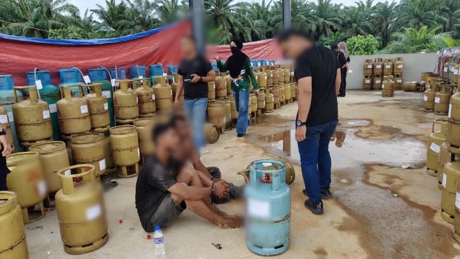 Ops Tiris 4.0: Dua warga asing ditahan pindah LPG bersubsidi di ladang sawit