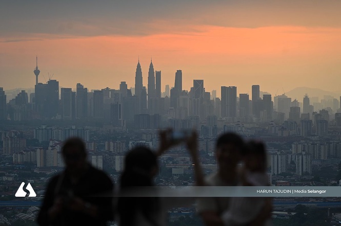 Panorama KL tarikan puncak ALOP, tumpuan pelancong tempatan, antarabangsa
