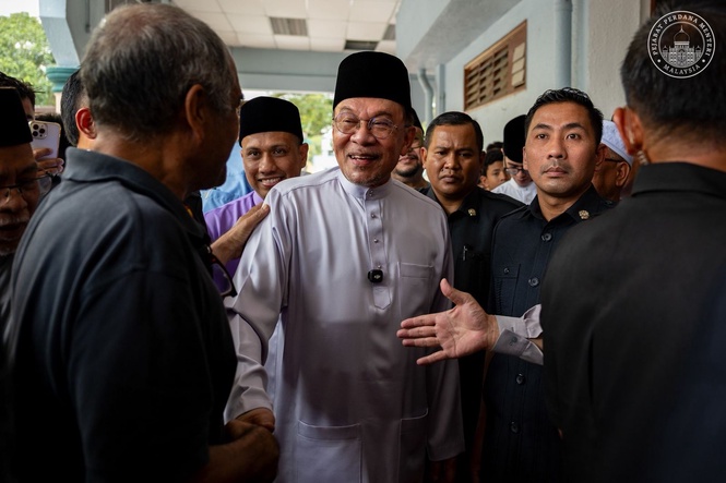 Anwar jamin bekalan tenaga negara cukup walaupun krisis global Asia Barat