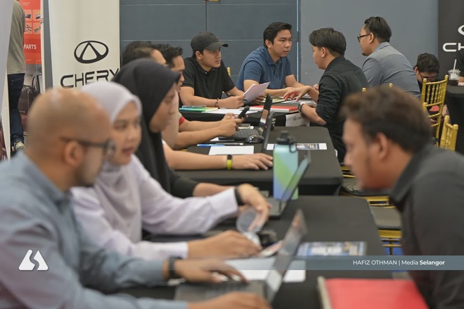 本地商业联系计划提供1000就业机会 彭小桃:帮助青年找工降失业率