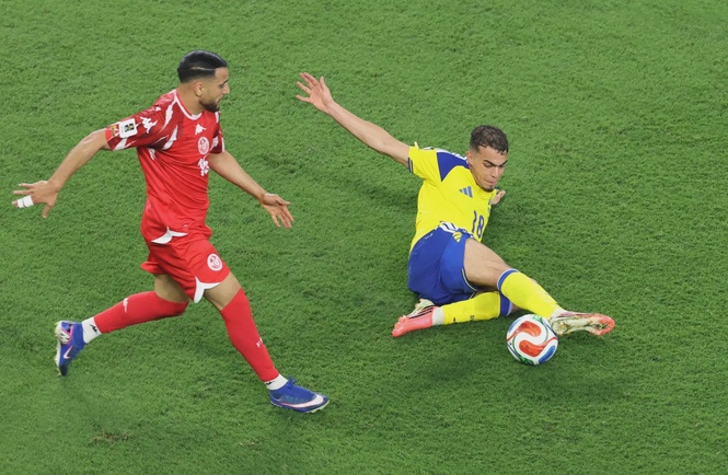Sweden smash five past Tunisia in World Cup opener