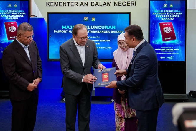 Pasport baharu Malaysia miliki 94 ciri keselamatan, mula dikeluarkan esok