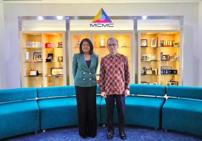 Bekas Hakim Mahkamah Persekutuan Nallini Pathmanathan terajui Majlis Media Malaysia