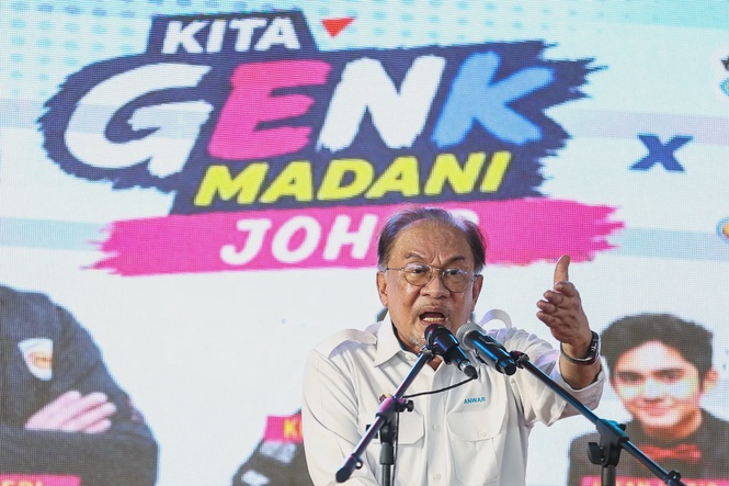 Rakyat Johor perlu wakil rakyat cerdik, berani - Anwar