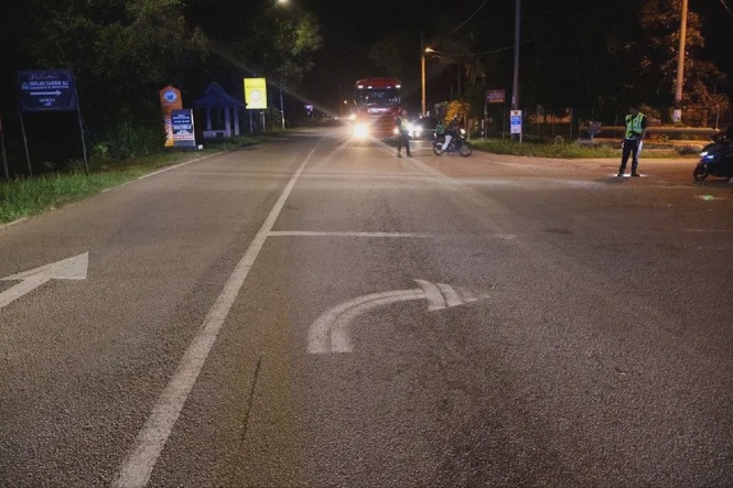 Warga emas parah dirempuh penunggang motosikal mabuk