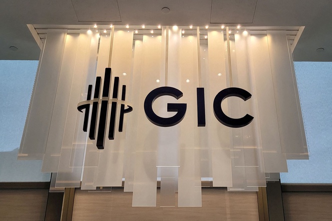 Singapore's GIC to invest another US$30b in hedge funds