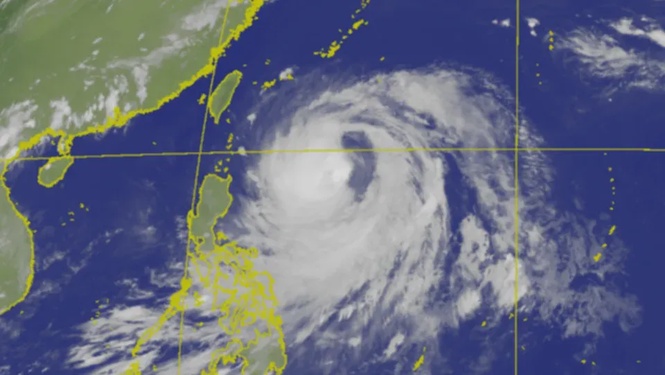 台风“巴威”逼近台湾华东日本 或成近年最强风暴