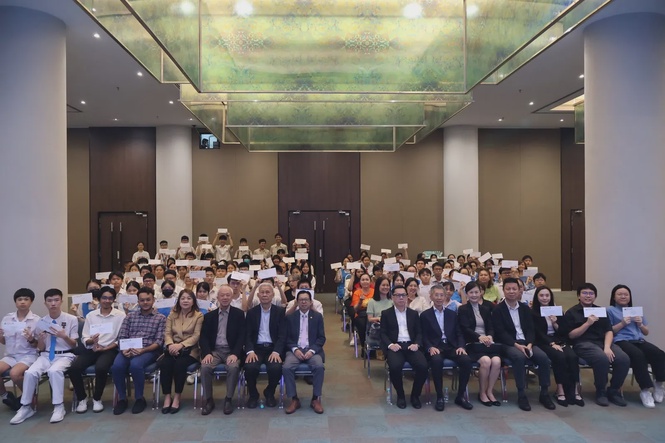 隆雪中总教育基金发助学金 总额逾15万令吉·134人受惠