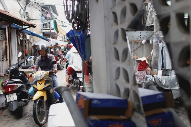Vietnam's Ho Chi Minh City proposes curbs on gasoline, diesel vehicles from mid-2027