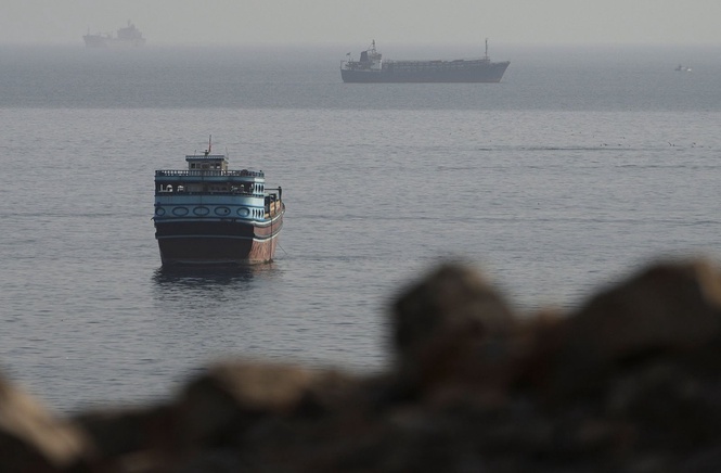Oil prices rise on uncertainty over Hormuz reopening