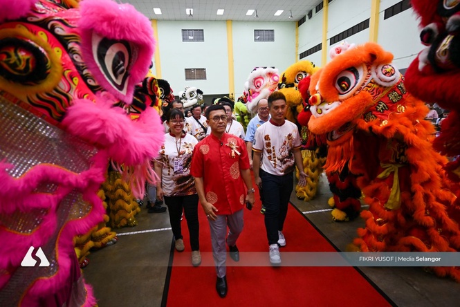 舞狮舞龙跨越族群界限 柏汉吁各族共同传承文化遗产