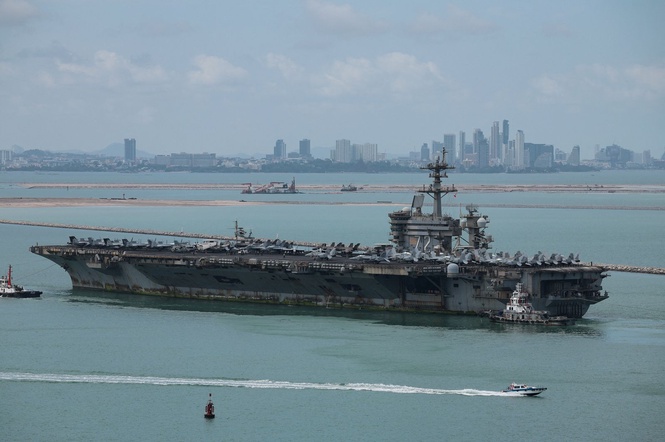 After 286 days at sea, USS Abraham Lincoln arrives in Thailand