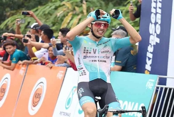 Bardiani sandar Covili, Tarozzi buru kejayaan LTdL26