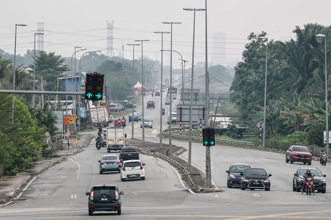 Over 30 areas record unhealthy API readings as of 4.30pm, Johan Setia highest