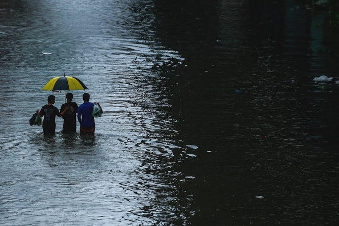All 50 Bangkok districts declared disaster zones as flooding worsens