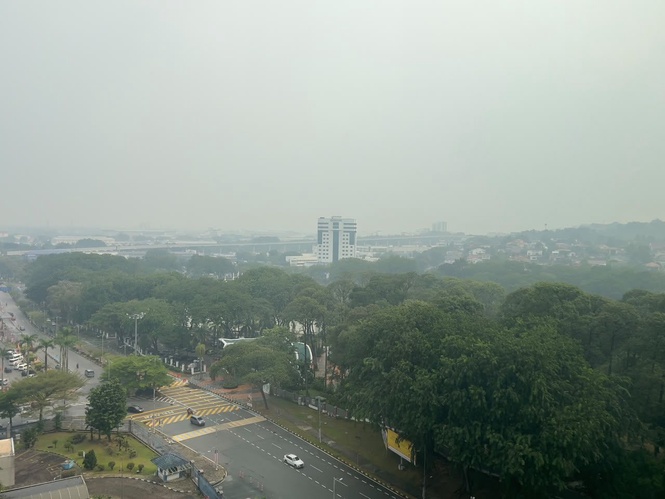 空气污染指数破200 峇株巴辖全县明天停课