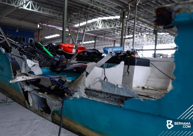 Mersing boat crash: Operator remanded four days