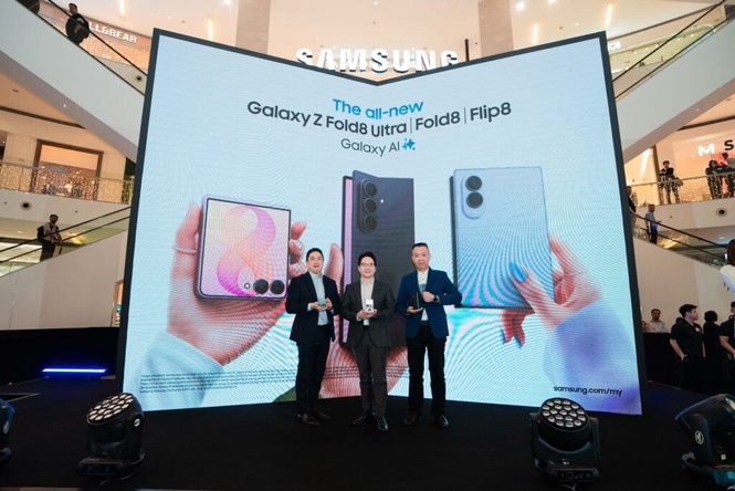Image from: Samsung celebrates latest Galaxy Z series with Haus of Fold Roadshow, up to RM1,909 off