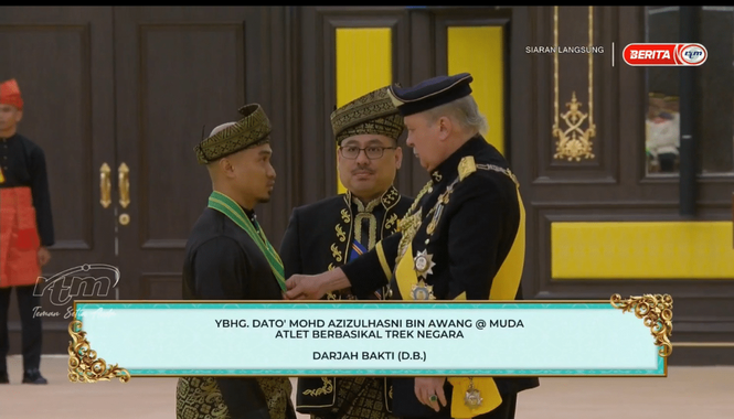Image from: Azizulhasni Awang Cipta Sejarah Terima Darjah Bakti Dari Agong