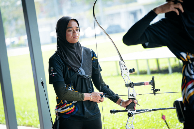 Image from: Ariana Nur Dania Atlet Memanah Recurve, Sedia Galas Cabaran TeamMAS