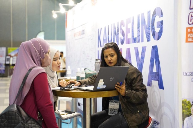 Image from: Lebih 2,000 Peluang Kerja Ditawarkan, 25 Majikan Sertai Festival LINDUNG Kerjaya