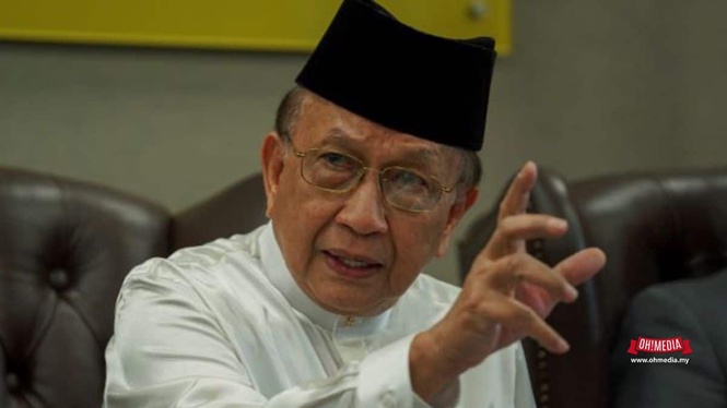 Image from: Rais Yatim Tiba Di Mahkamah, Berdepan Pertuduhan Akta Hasutan Berkait Krisis Institusi Diraja
