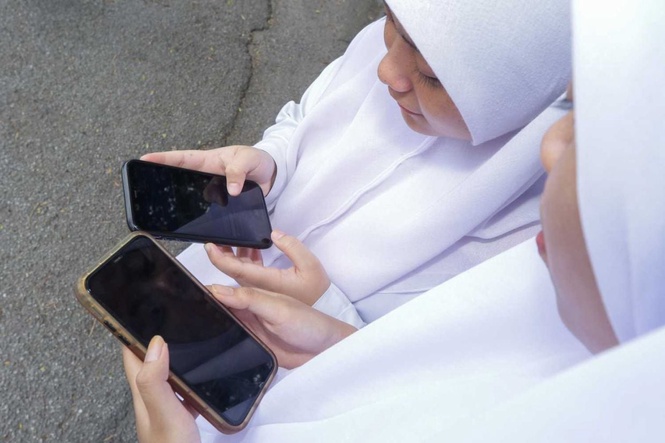 Image from: Malaysia muncul negara paling sokong had umur bawah 16 tahun di media sosial