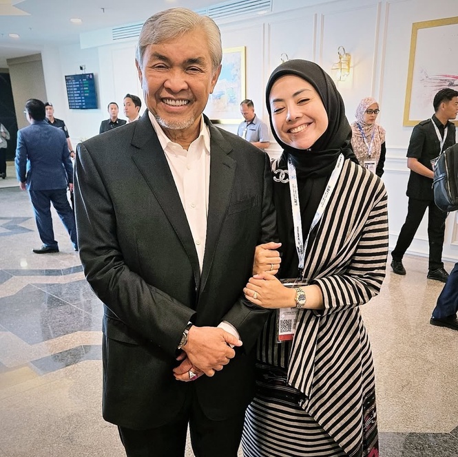 Image from: Dididik seperti anak lelaki, Nurulhidayah tetap bawa identiti sendiri.. tak guna ‘cable’ Zahid Hamidi!