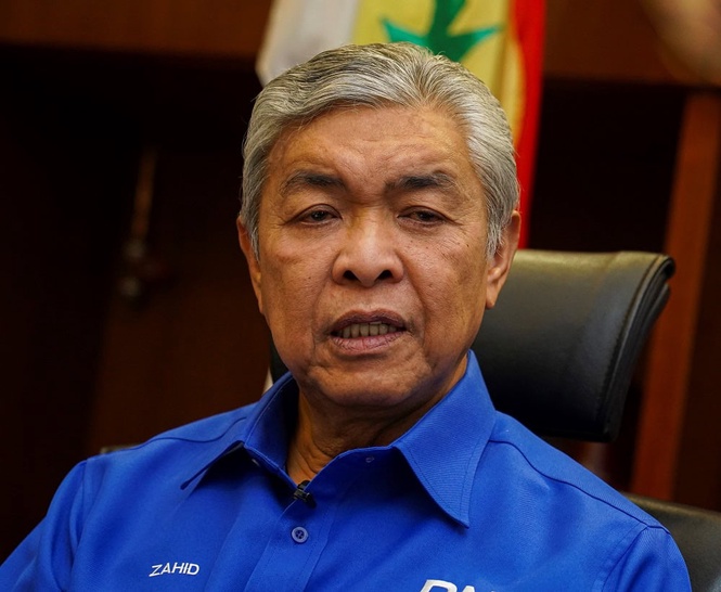 Image from: Isu 14 ADUN BN Negeri Sembilan tarik sokongan, Zahid mahu segera bertemu PM Anwar