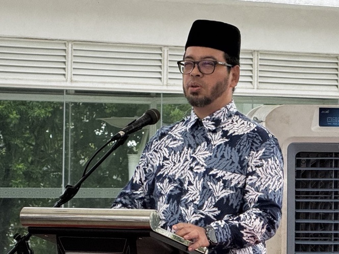 Image from: Menteri Agama kagum kisah baiki motosikal tanpa bayaran -“Ini dakwah sebenar”