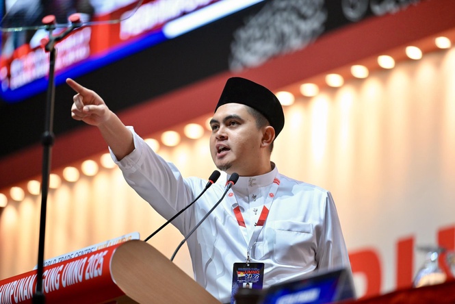Image from: ‘Alang-alang nak kuburkan, dah sampai masa juga UMNO keluar je Kerajaan Perpaduan’