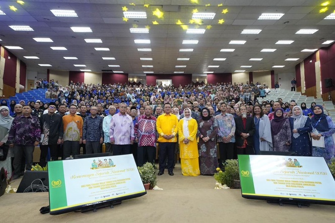 Image from: “Sejarah bukan sekadar hafal tarikh…” – Aaron Ago tekad angkat martabat identiti negara