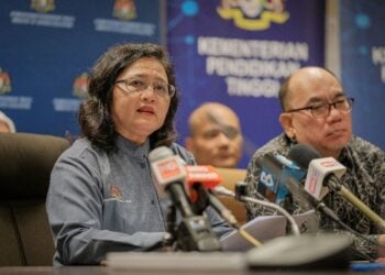 Image from: Sekadar beri laluan ke IPTA! KPT tak iktiraf sukatan pelajaran UEC -Azlinda