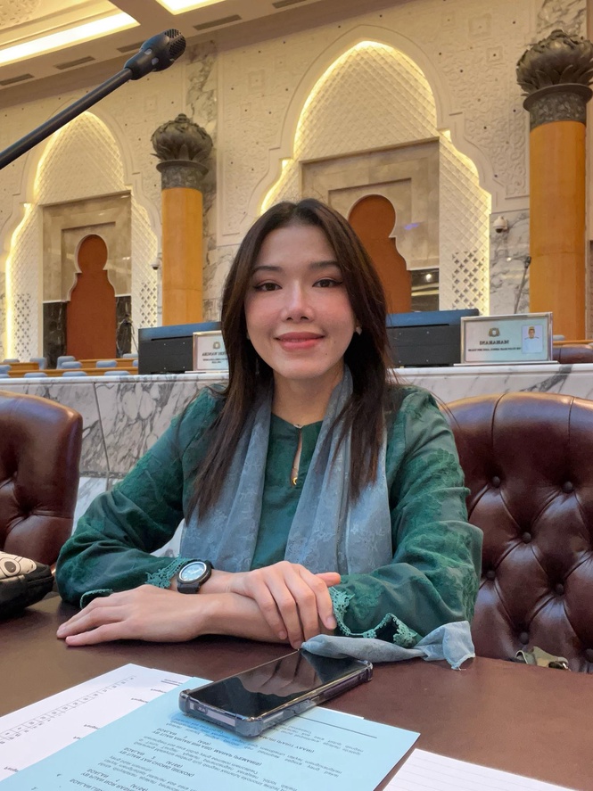 Image from: Nekad tak kembali ke politik, Marina tolak tawaran 3 parti -“Banyak cara bantu masyarakat”