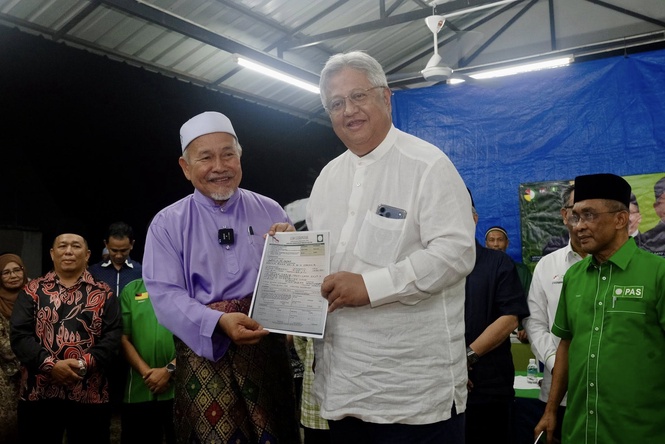 Image from: Yakin masih mampu berbakti! Zaid Ibrahim harap dapat jadi calon PAS tanding PRU