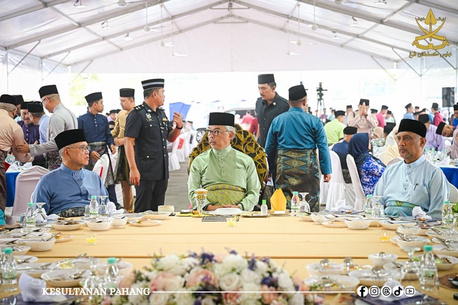 Image from: Sultan Pahang tegur pemimpin ubah pendirian ikut musim, tabur janji lupa tanggungjawab