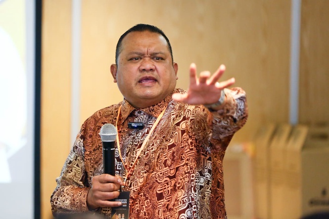 Image from: Flat haram Sungai Tekali perlu diroboh, kos cecah RM600,000 – Mohd Sany