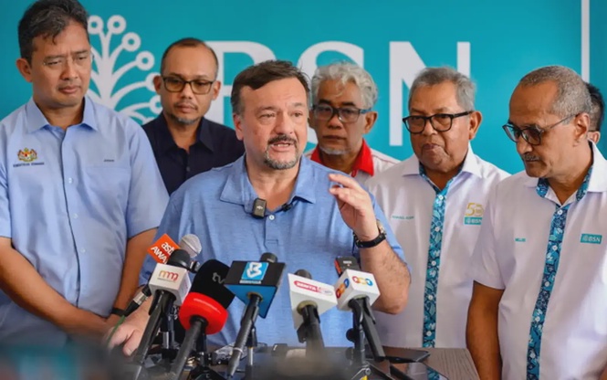 Image from: Rakyat tak perlu risau, bekalan minyak Malaysia masih mencukupi – Amir Hamzah