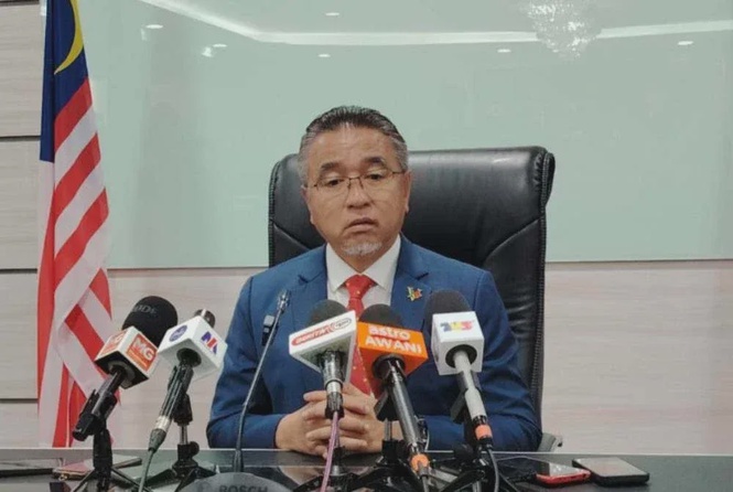 Image from: Empat ADUN DAP ke blok pembangkang, Adly Zahari kata tak sepatutnya berlaku
