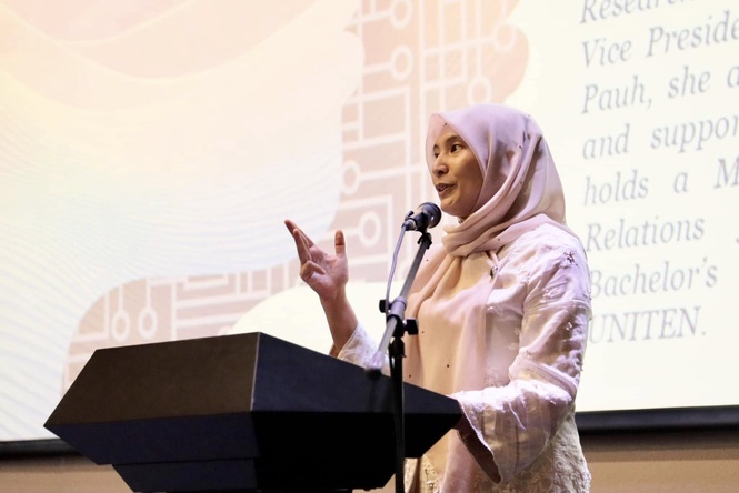 Image from: Dedah atau tidak laporan RCI Tabung Haji, kerajaan tetap akan dikritik -Nurul Izzah