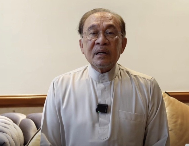 Image from: Marilah kita sama-sama memohon maaf, bersahahat semula – PM Anwar