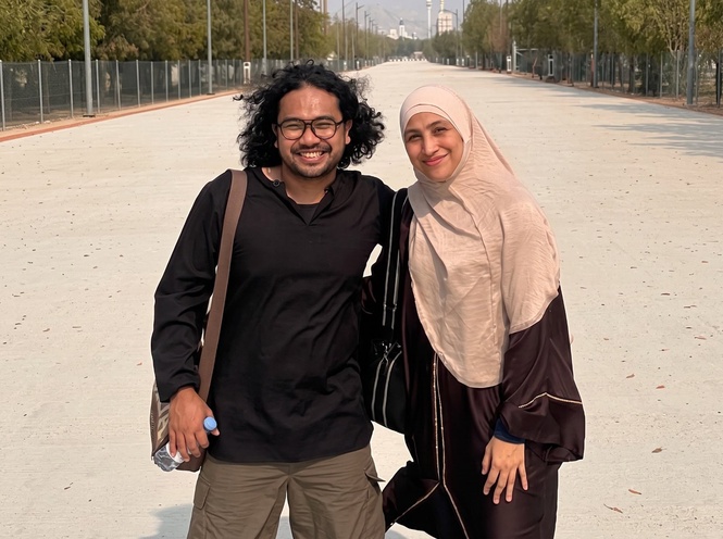 Image from: Ozlynn Waty kongsi cara Johan lepaskan tekanan kerja – “Balik rumah, dia cari saya nak peluk”