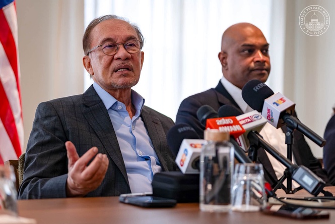 Image from: Pengampunan Najib: PAS patut faham peraturan! Jangan tangguk di air keruh – PM Anwar