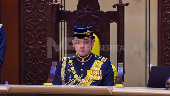 Image from: “Pahang wajar diberi layanan saksama” – Tengku Hassanal
