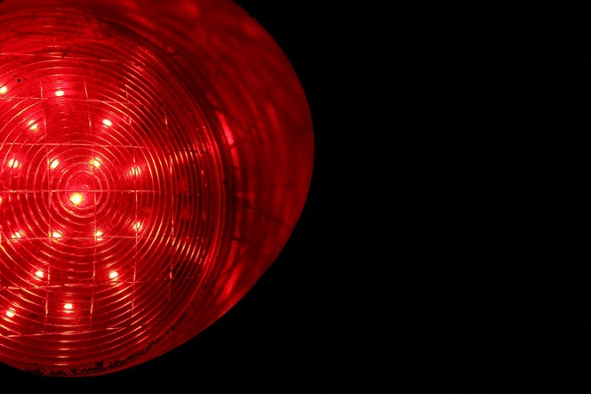 Red and Near Infrared Light Therapy Shows Promise For Healing and Recovery but Evidence Varies