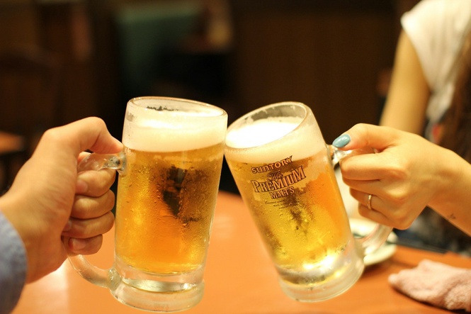 Alcohol Consumption Linked to 105% Higher Risk of Pharyngeal Cancer and 20 Other Health Conditions